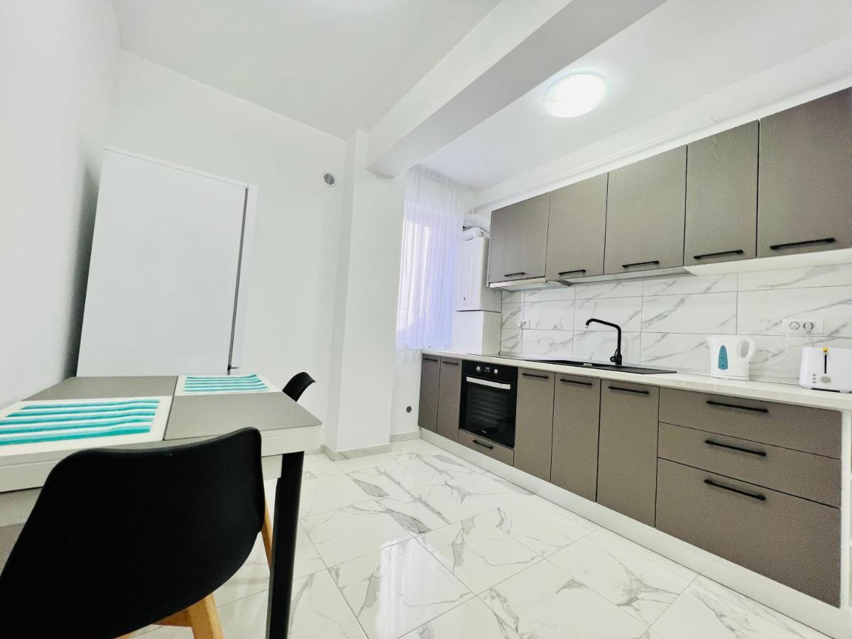 Altheda Living White House 29F-2 Apartment Suceava Luaran gambar